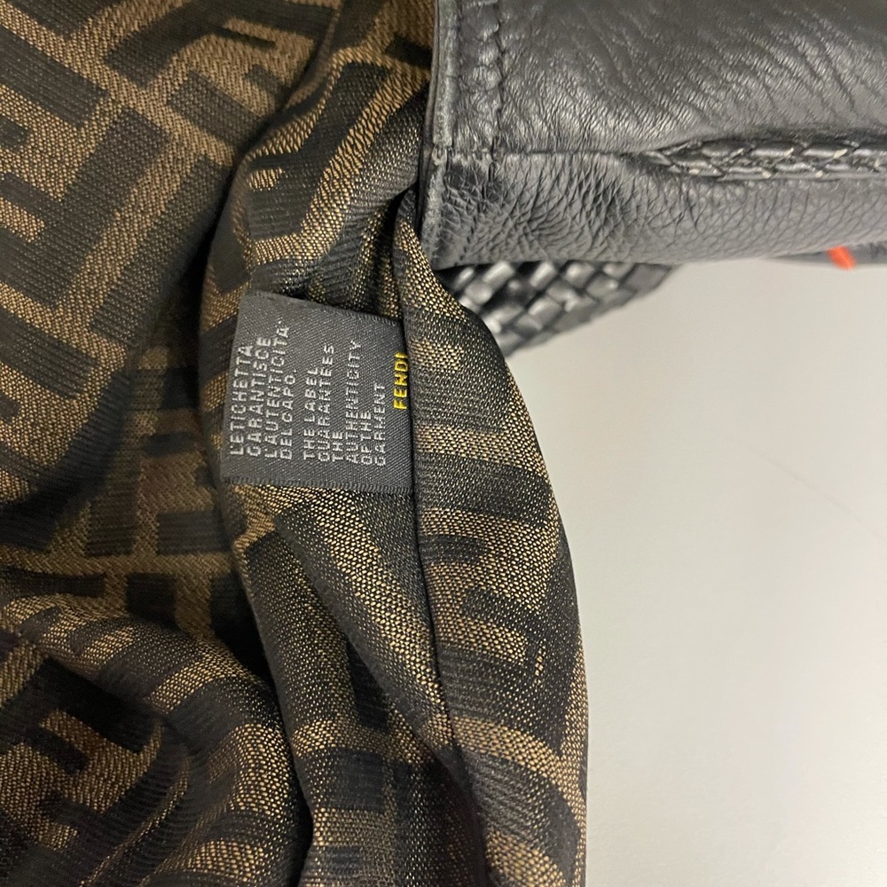 FENDI Rare Limited Edition Squirrel Spy Hobo Bag - Picture 10 of 15